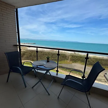 Infinity Sea View Apartment *